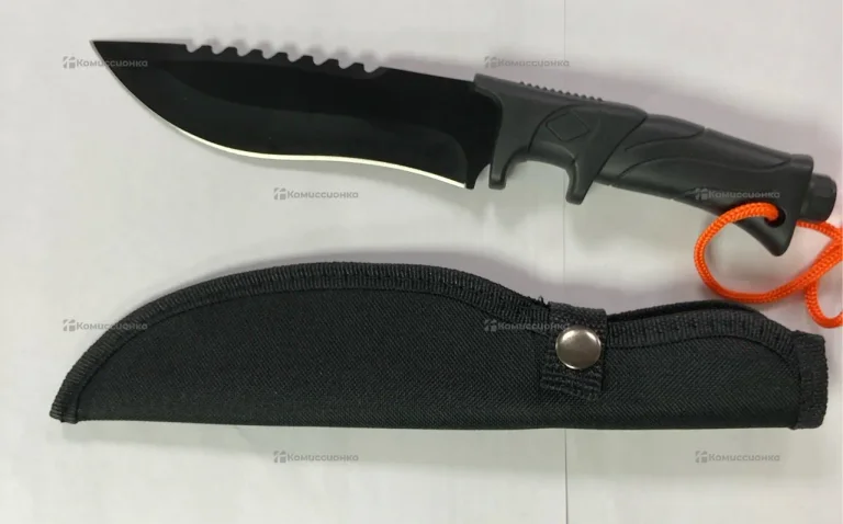 Нож туристический