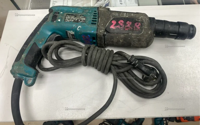 Перфоратор makita HR2470