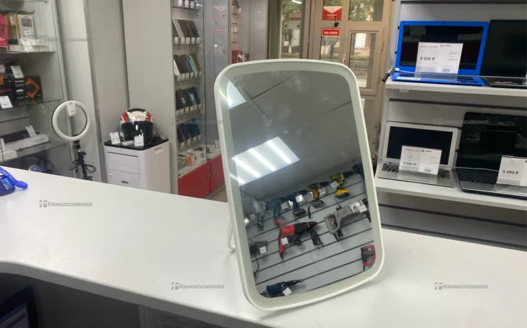 Зеркало с подсветкой