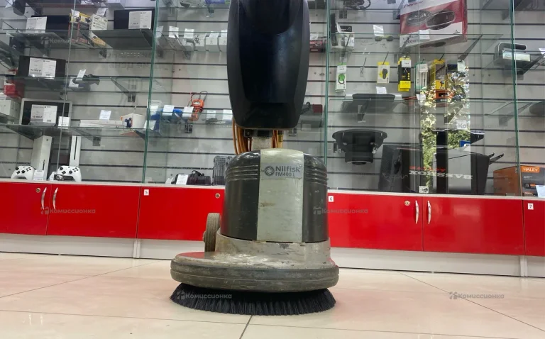 Полотер nilfisk fm400 l