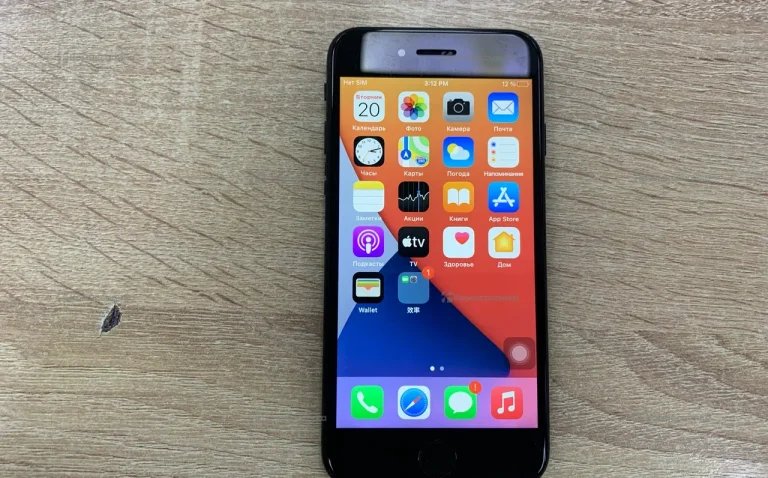 Apple iPhone 7 2/32 ГБ