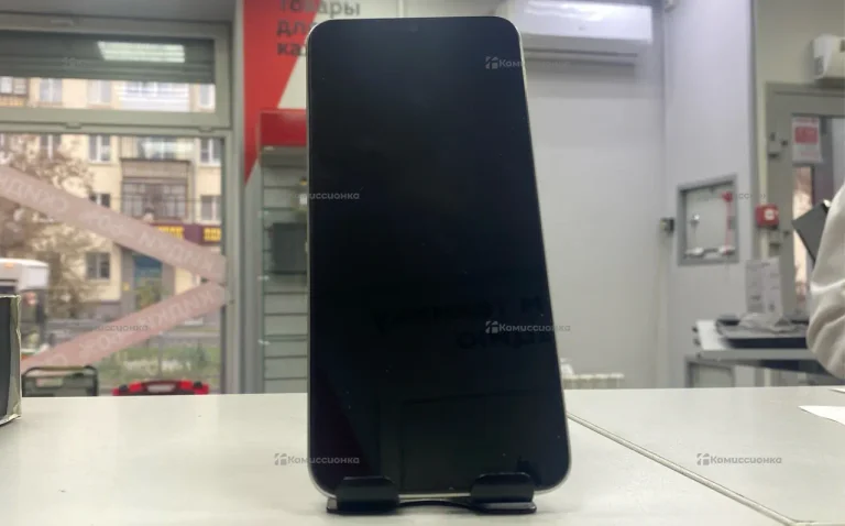 Realme C33 4/128 ГБ