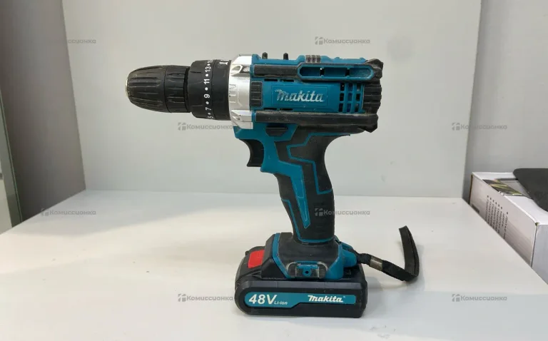 Шуруповерт Makita Lithium electric drill.