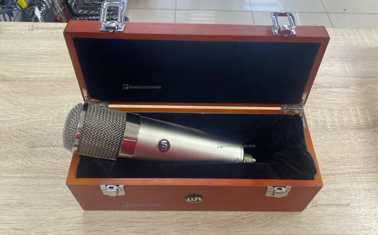Студийный микрофон Warm Audio WA-47
