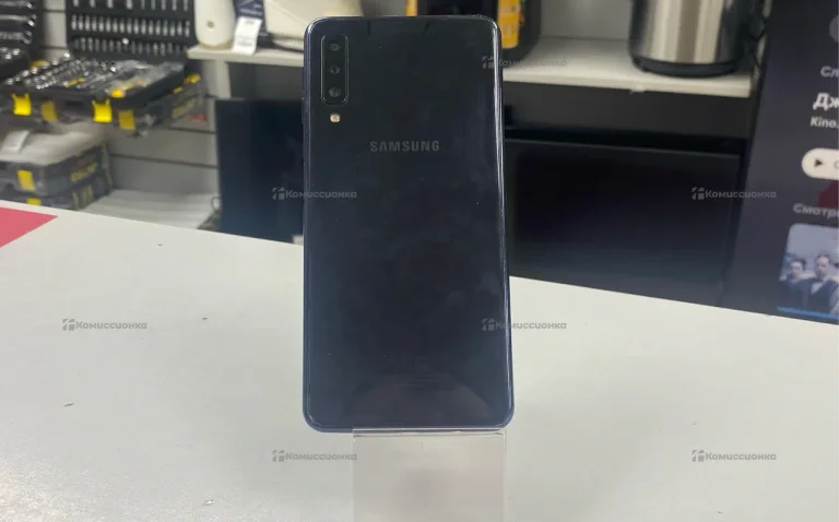 Samsung Galaxy A7 4/64 ГБ