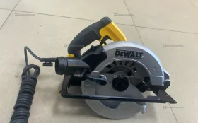 Циркулярная пила DWE5615-QS