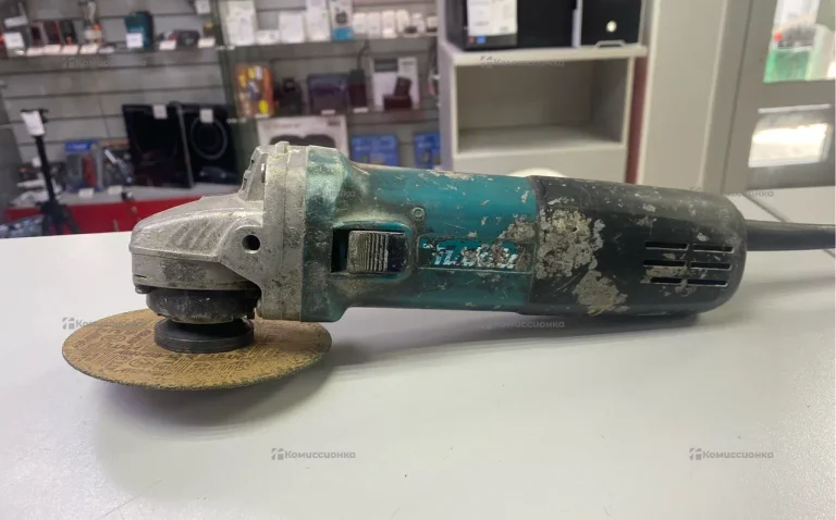 УШМ Makita 9558HNR