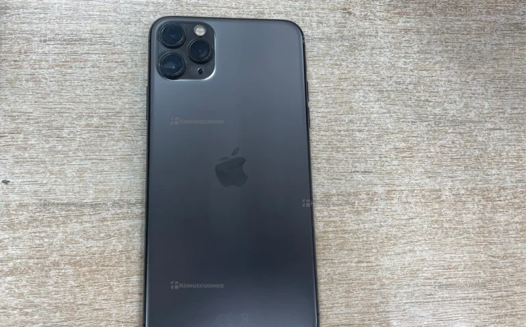 Apple iPhone 11 Pro Max 4/256 ГБ