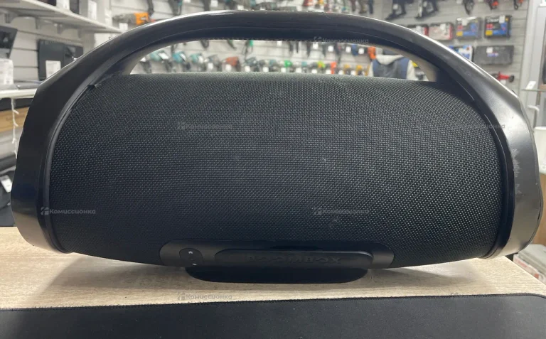 Колонка  JBL BoomBox