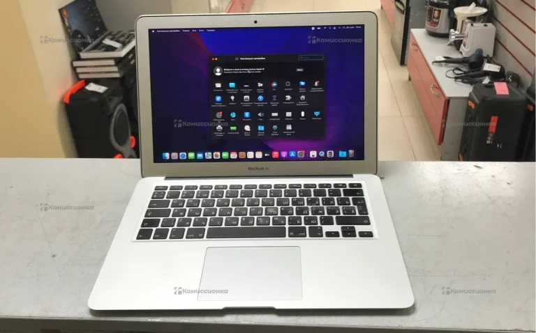 Ноутбук Apple MacBook A1466