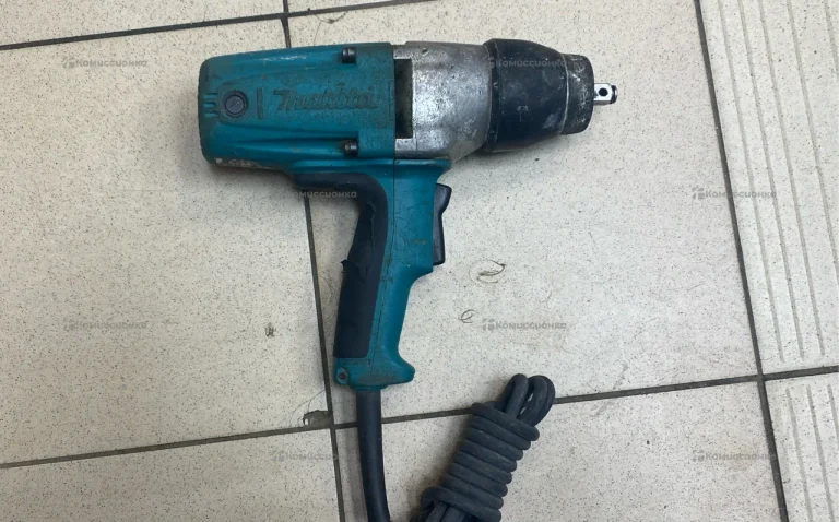 Гайковерт makita TW0350