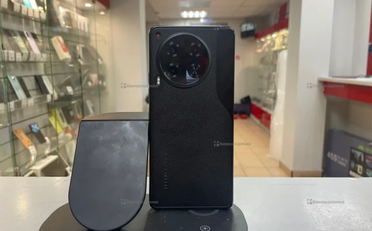 Tecno Camon 30 5G 8/256 ГБ