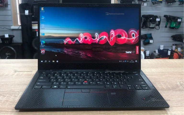 Ноутбук Lenovo ThinkPad X1 Carbon Gen7