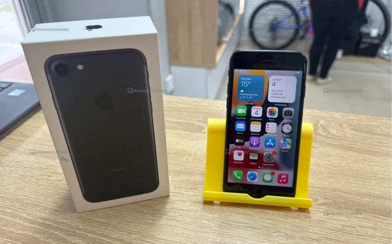 Apple iPhone 7 32 ГБ.
