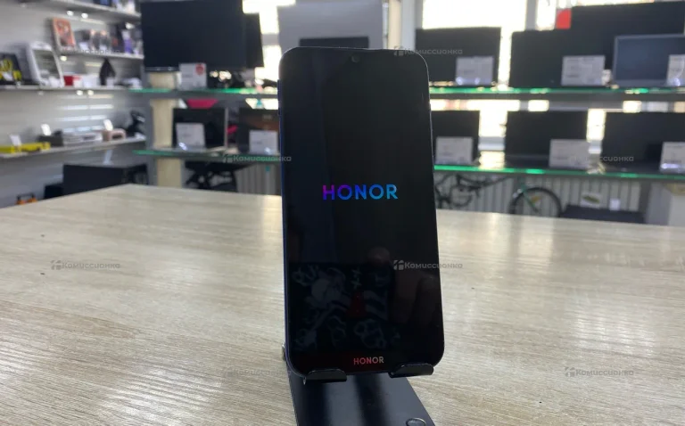 Honor 8s