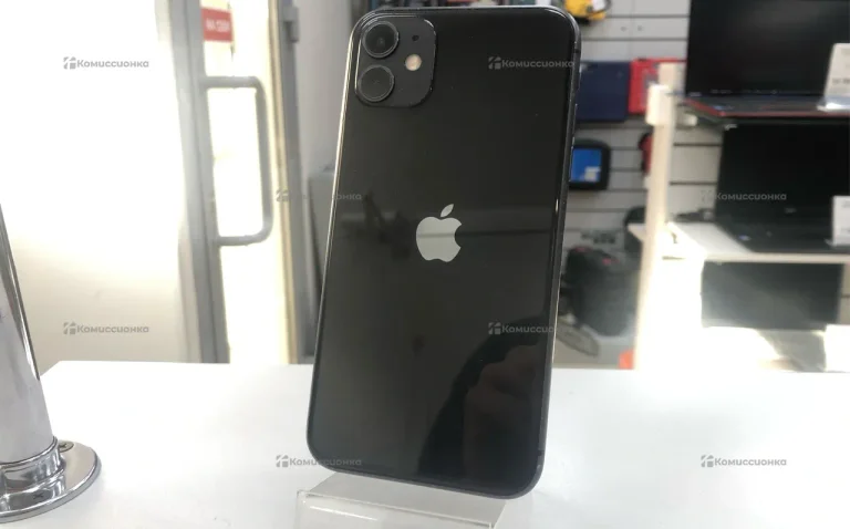 Apple iPhone 11 4/128 ГБ