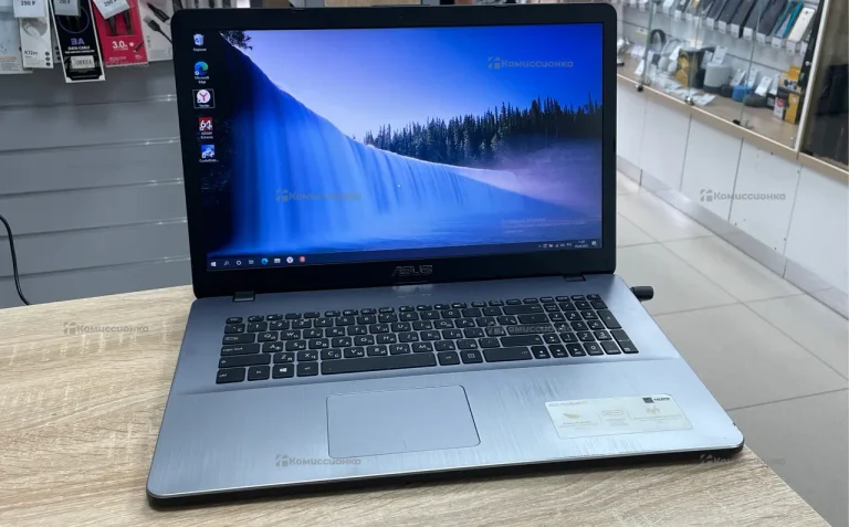 Ноутбук  ASUS vivobook 17