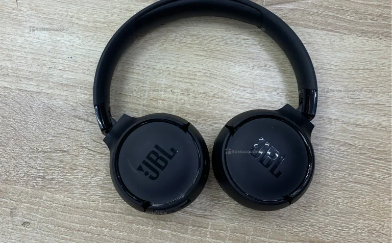Наушники  JBL 520bt
