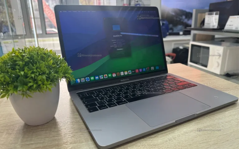 Ноутбук apple MacBook Pro 13 2018 i5/8gb/512ssd