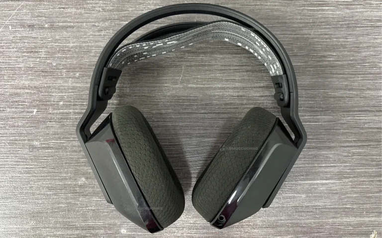 Наушники Logitech G733