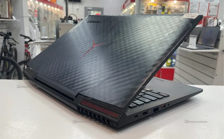 Ноутбук  Lenovo Y720-15IKB