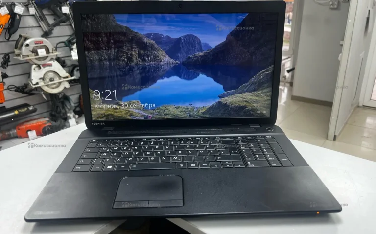 Ноутбук  Toshiba