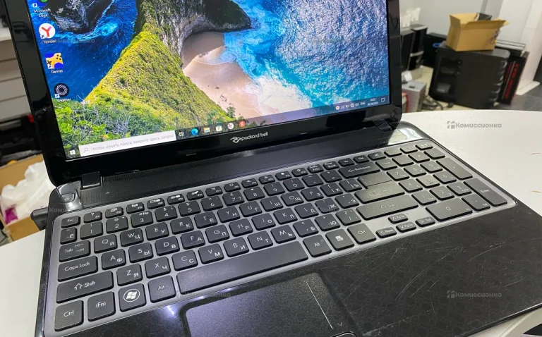 Ноутбук Packard bell a8-4500/4gb/7640hd/250ssd