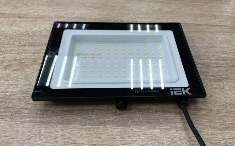 проектор светодиодный IEK 06-100