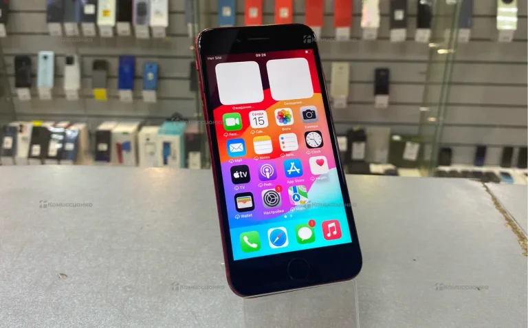 Apple iPhone SE 64 ГБ