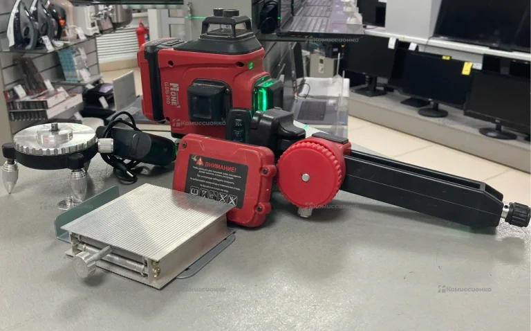 Лазерный уровень LLG16-Pro