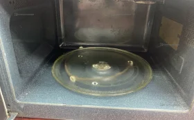 Купить Микроволновая печь  Samsung б/у , в Екатеринбург Цена:2500рублей