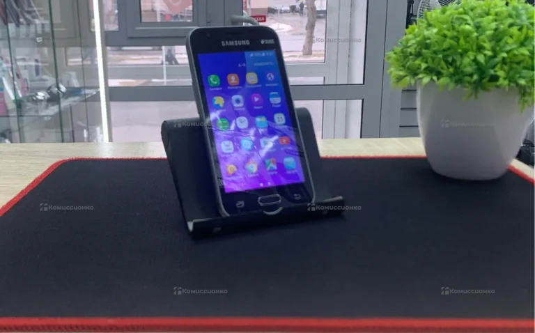 Samsung Galaxy J1 Mini SM-J105H 1/8 ГБ