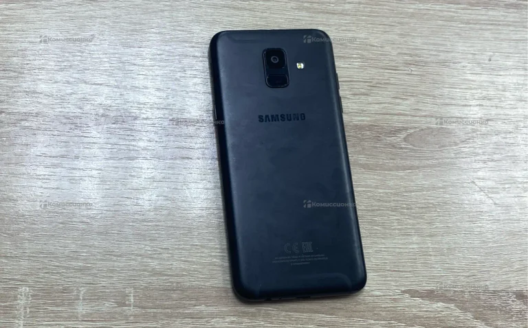 Samsung Galaxy A6 (2018) 3/32 ГБ