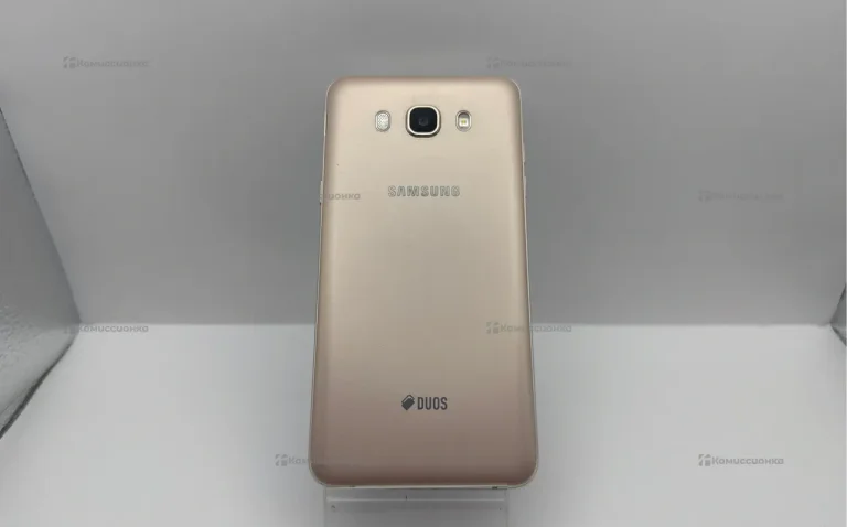 Samsung Galaxy J7 (2016) 2/16 ГБ