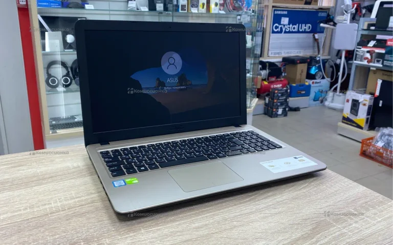 Ноутбук  Asus