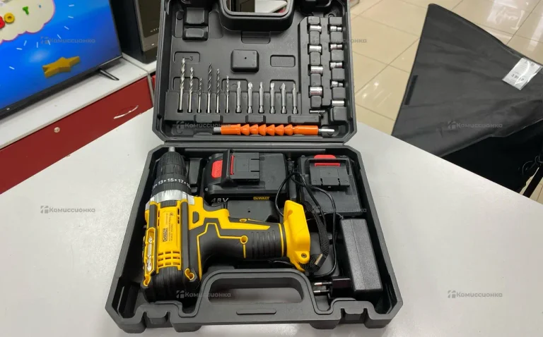 дрель- шуруповерт DeWalt
