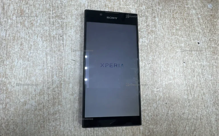 Телефон Sony G3312.