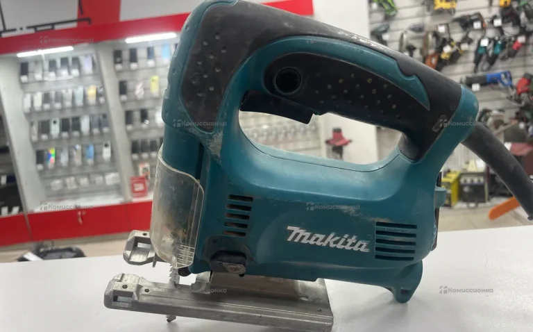 Электролобзик makita 4329
