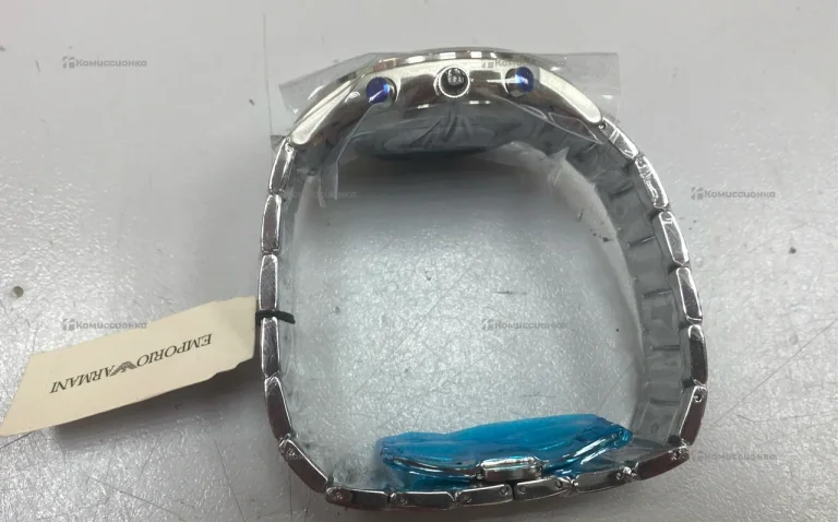 Часы  emporio armani