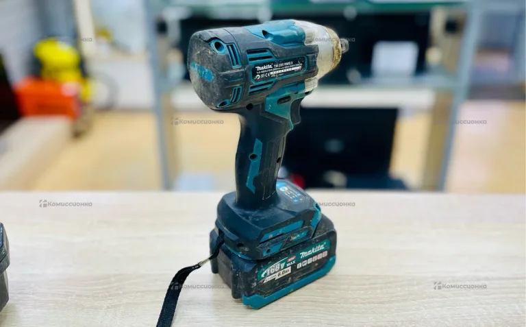 Гайковерт makita DTW285RME