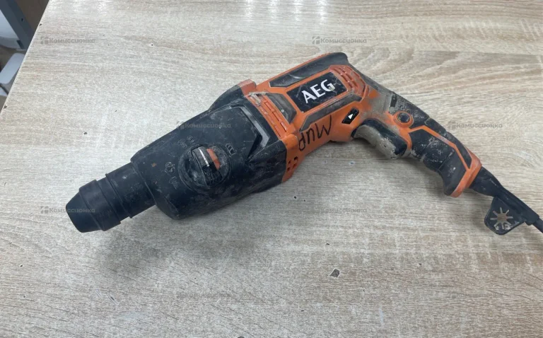 Перфоратор AEG KH 24 IE