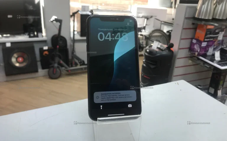 Apple iPhone 11 4/128 ГБ