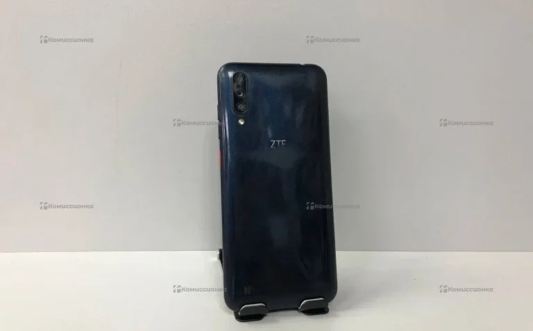 ZTE Blade A7 2/32 ГБ