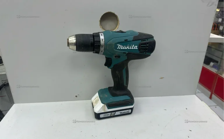 дрель шуруповерт Makita df457d