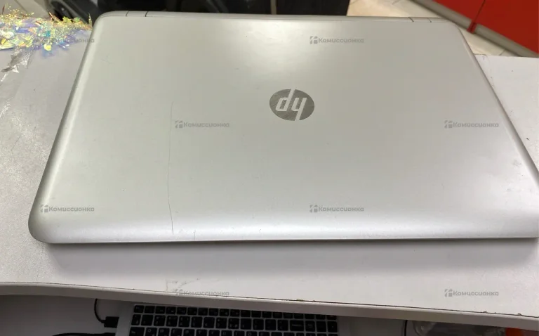 Ноутбук  HP 17