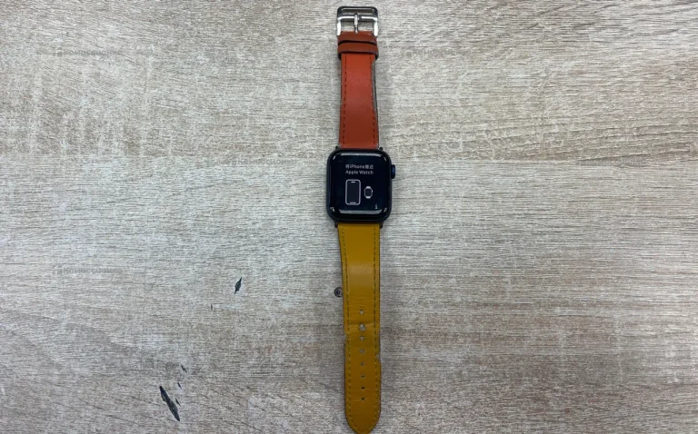 Часы  Apple Watch Series 6 40mm