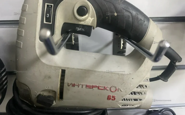 Электролобзик Интерскол МП-65/550Э