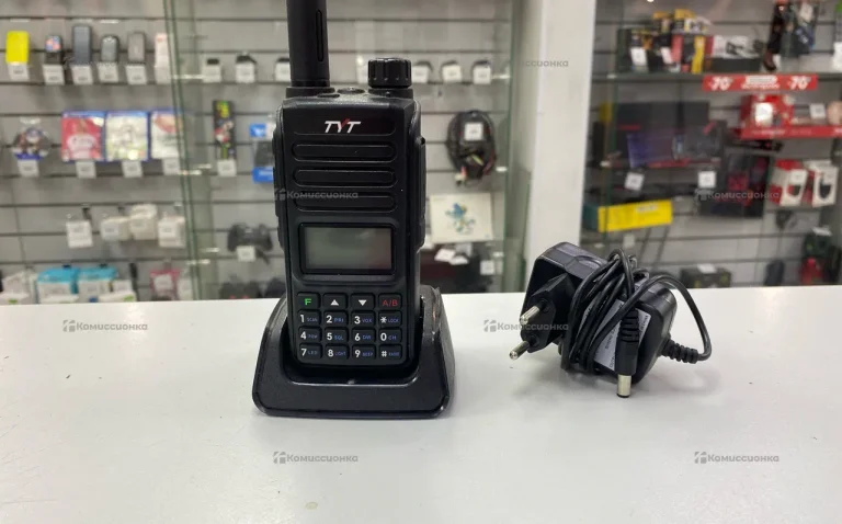 Рация «TYT TH-UV98».