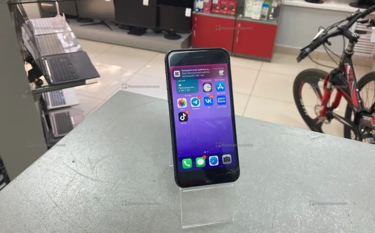 Apple Iphone 8 64 ГБ