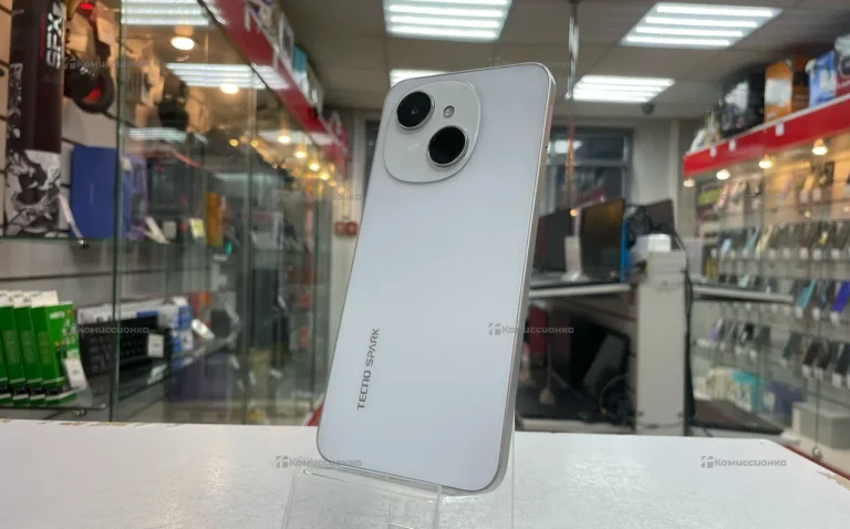 Tecno Spark Go 1 3/64 ГБ